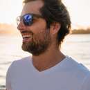 Handsome, tall and tanned guy wants to meet shy woman in Roanoke